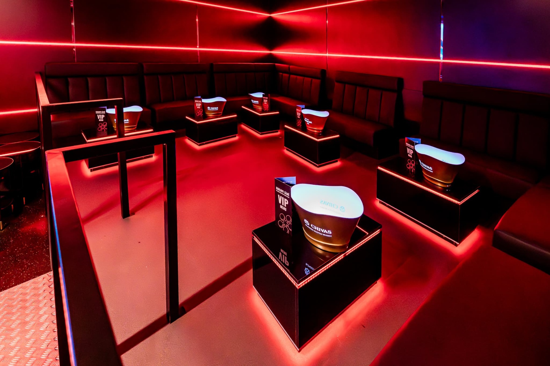 VIP TABLES