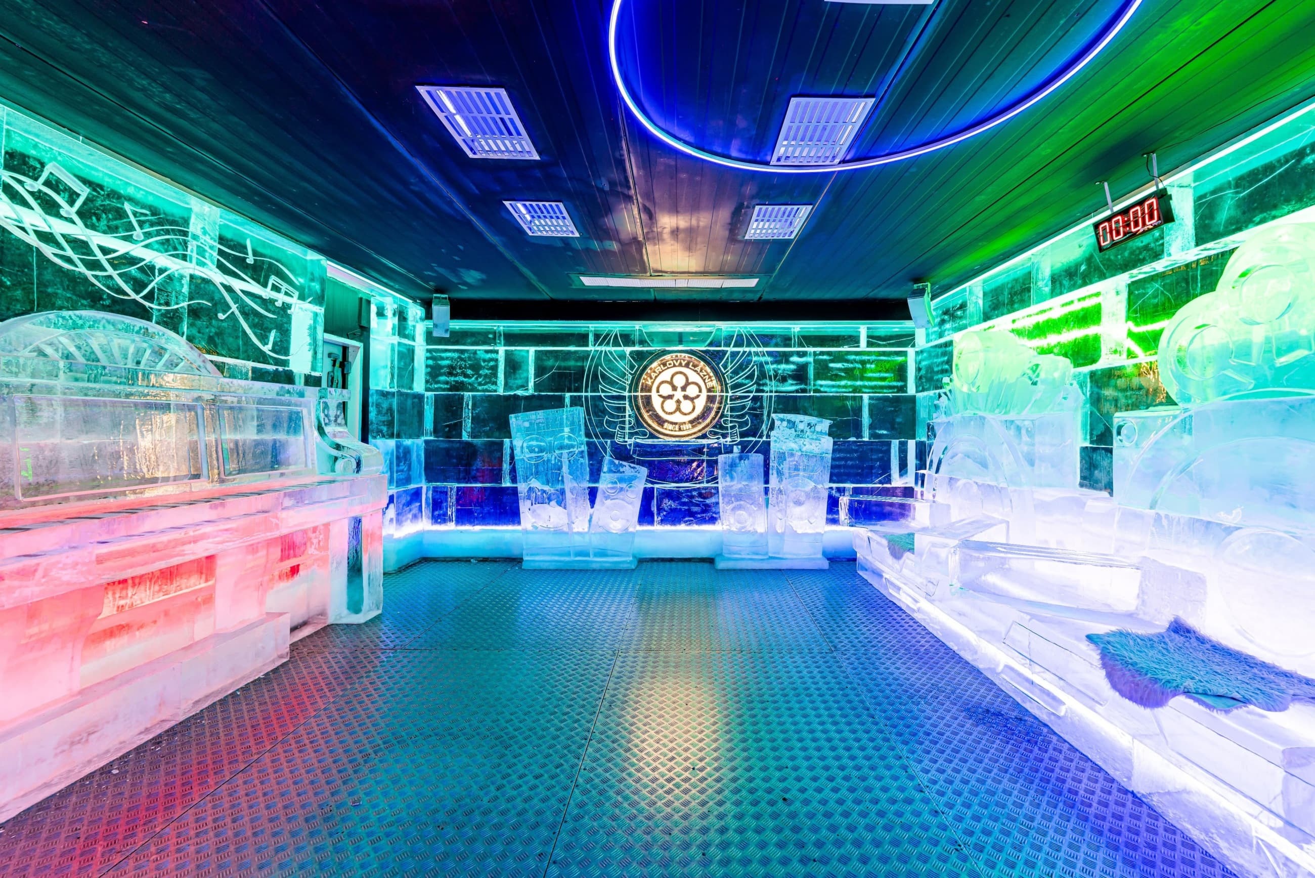 Ice Pub